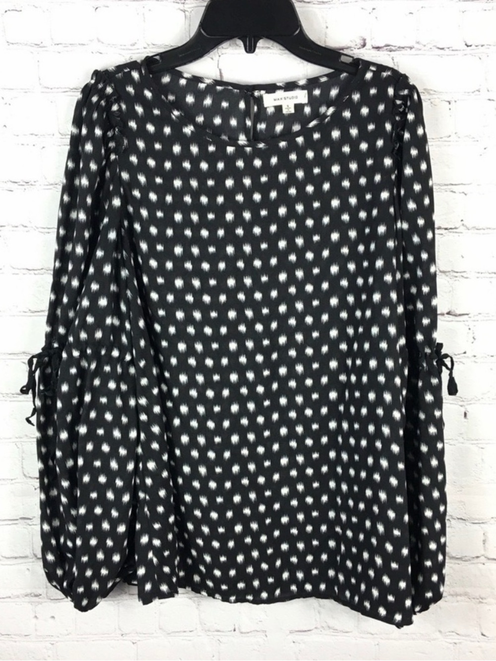 Max Studio Black White Ikat Print Balloon Sleeve Blouse Women’s Small